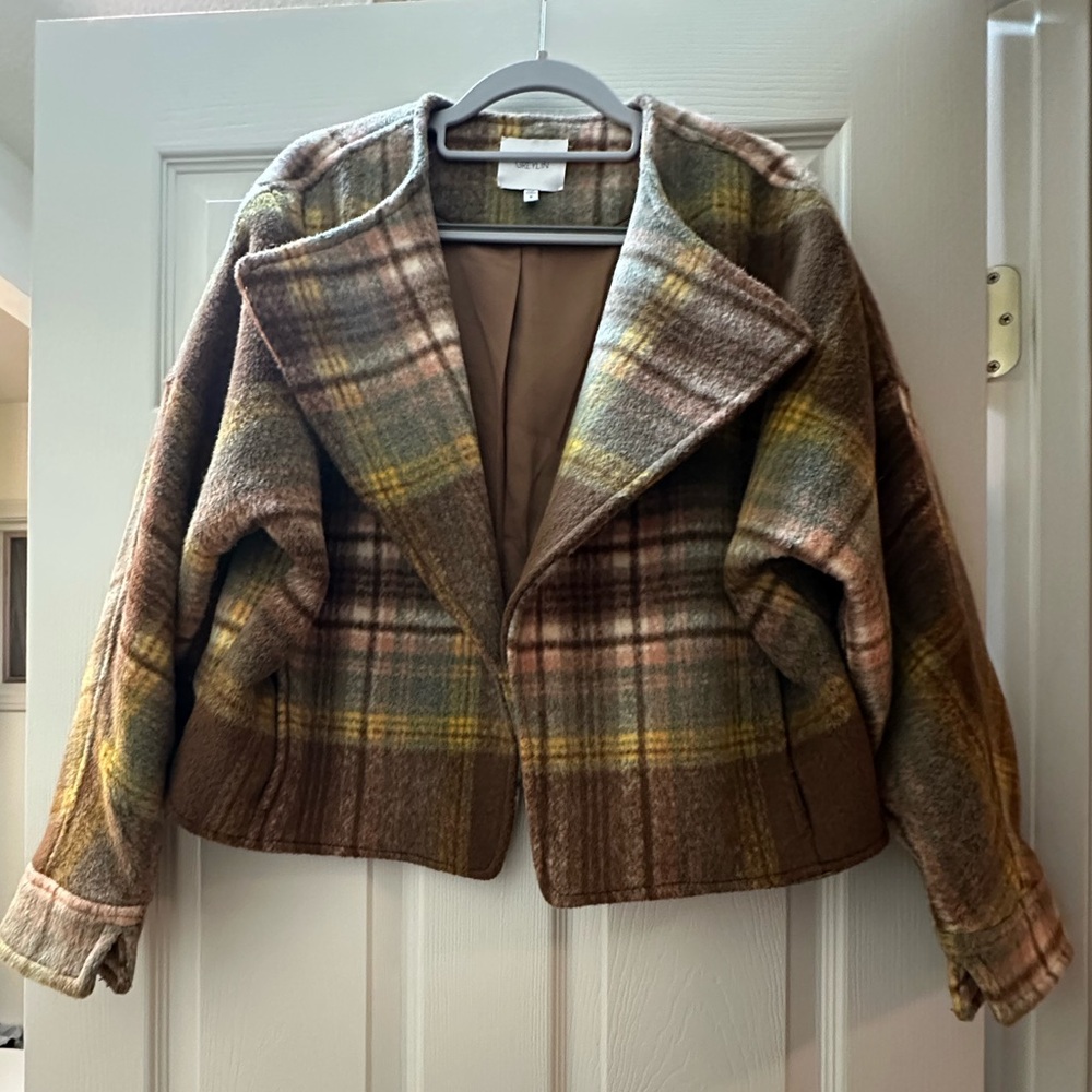 Greylin Dasia Oversized Cropped Jacket in a Multi-color plaid - Picture 8 of 13